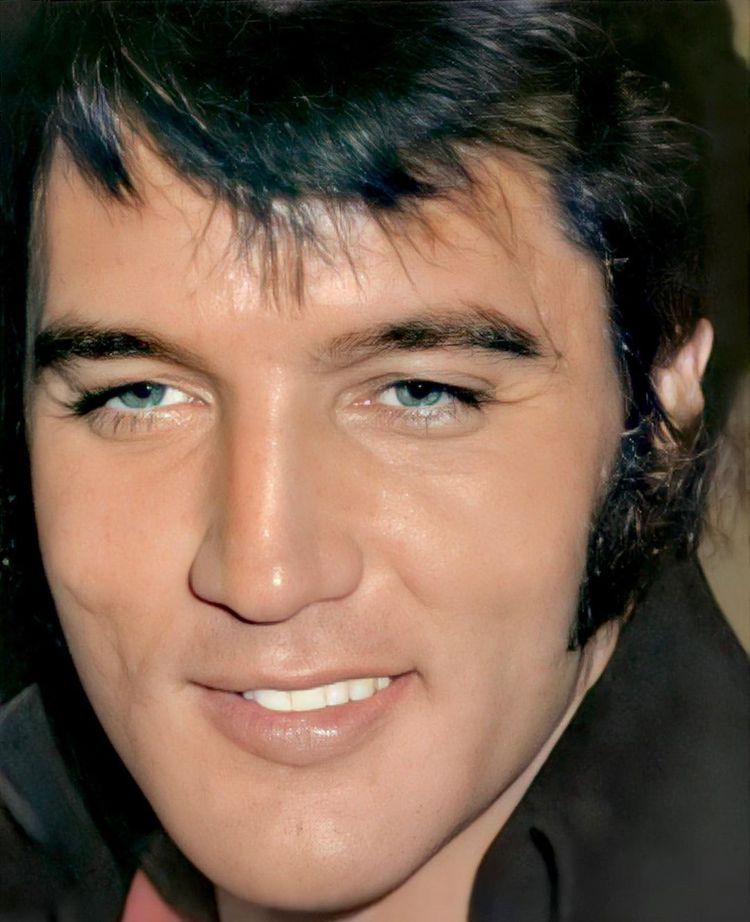Elvis Presley – I’m Starting to Fall in Love with You