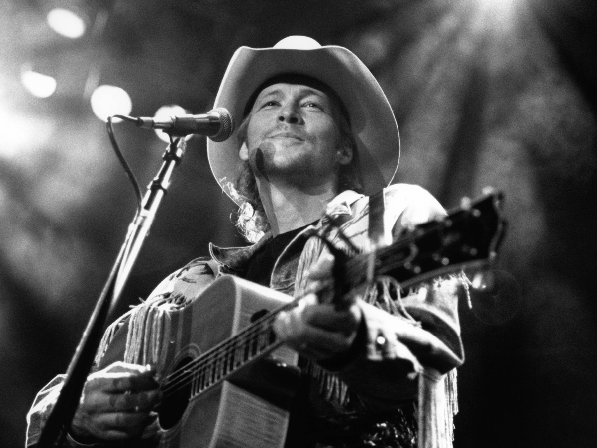 Midnight In Montgomery chords by Alan Jackson | GuitarTuna