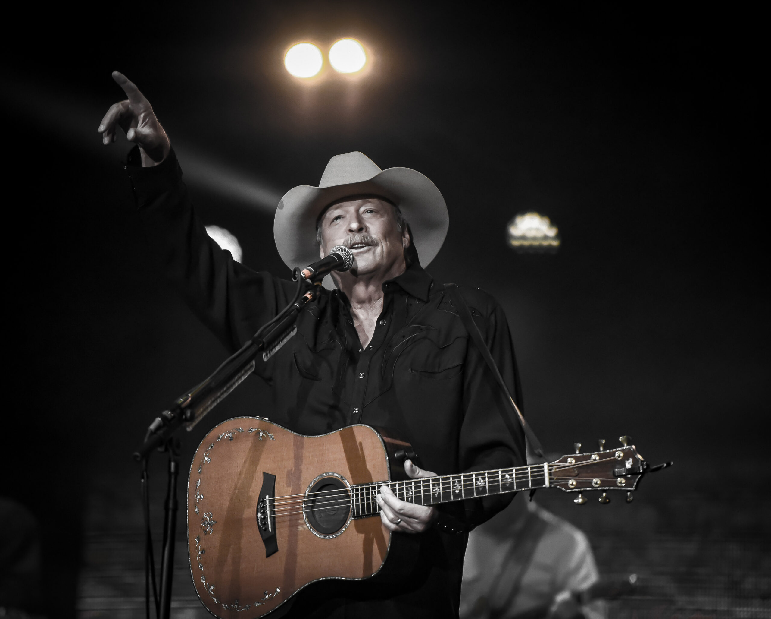 Alan Jackson: A Legendary Start To 2020 -