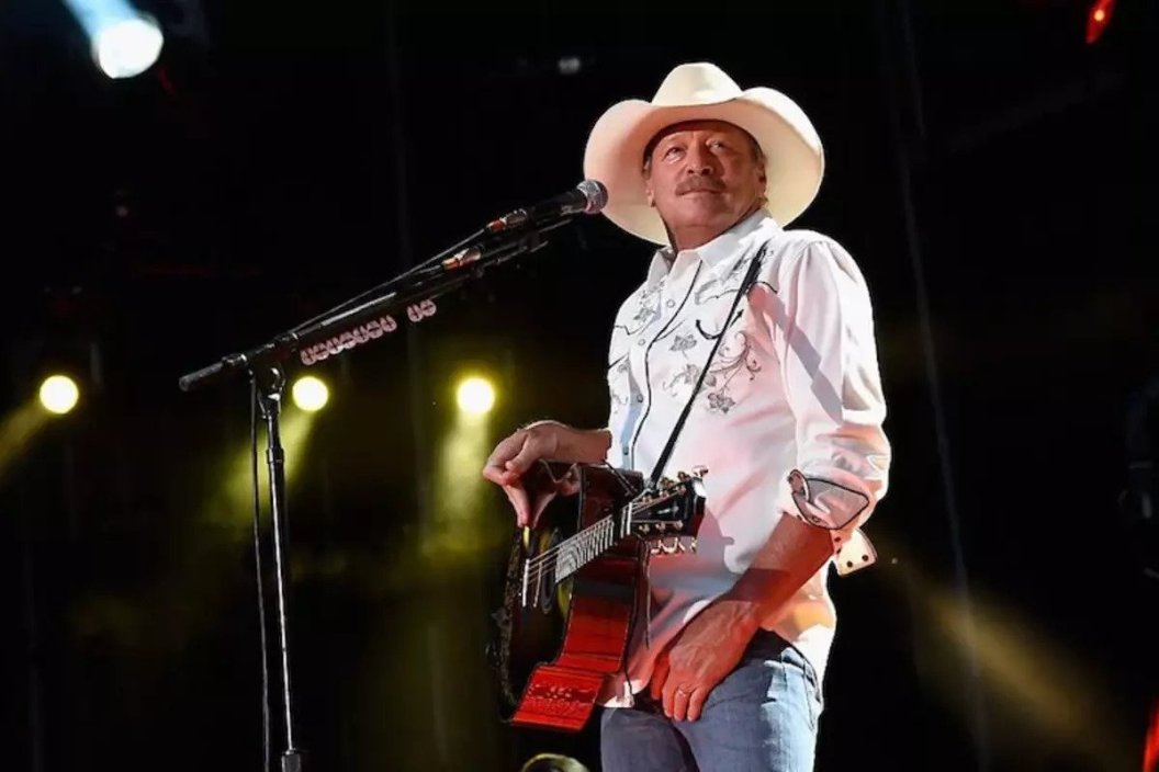 Alan Jackson Net Worth: Keepin' It Country Has Paid Really Well